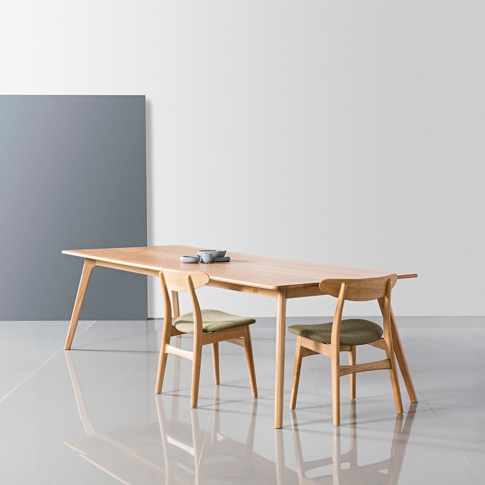 Magnus Dining Table - Rectangular - Solid Oak