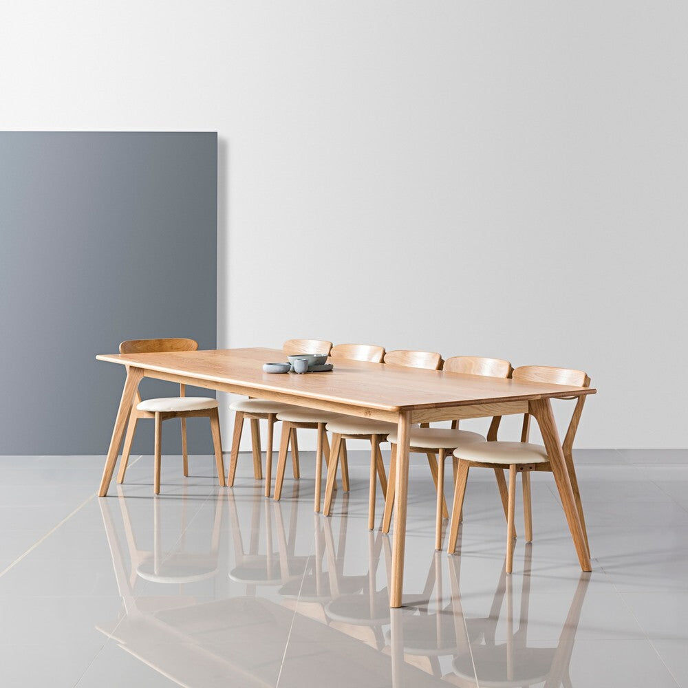 Magnus Dining Table - Rectangular - Solid Oak