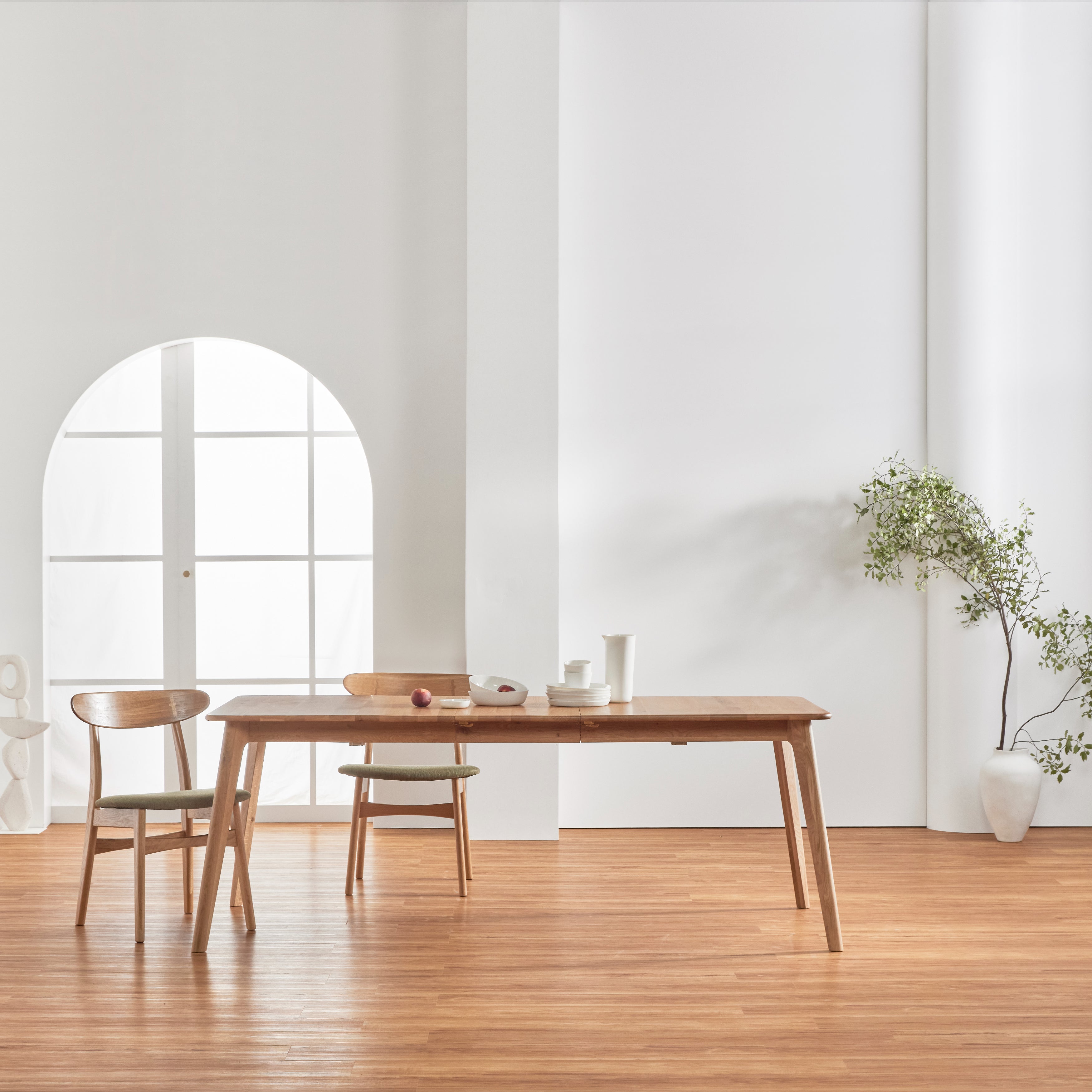 Magnus Solid Wood Dining Table - Extension - Solid Oak